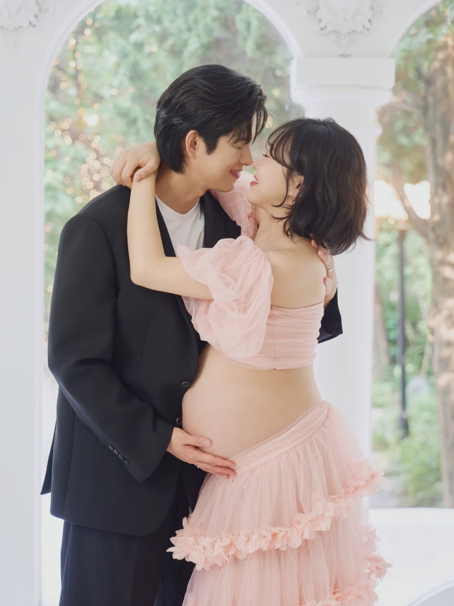 ĿáκΡθ յΰչμӶ, ׸ ȭ  "ֻ"