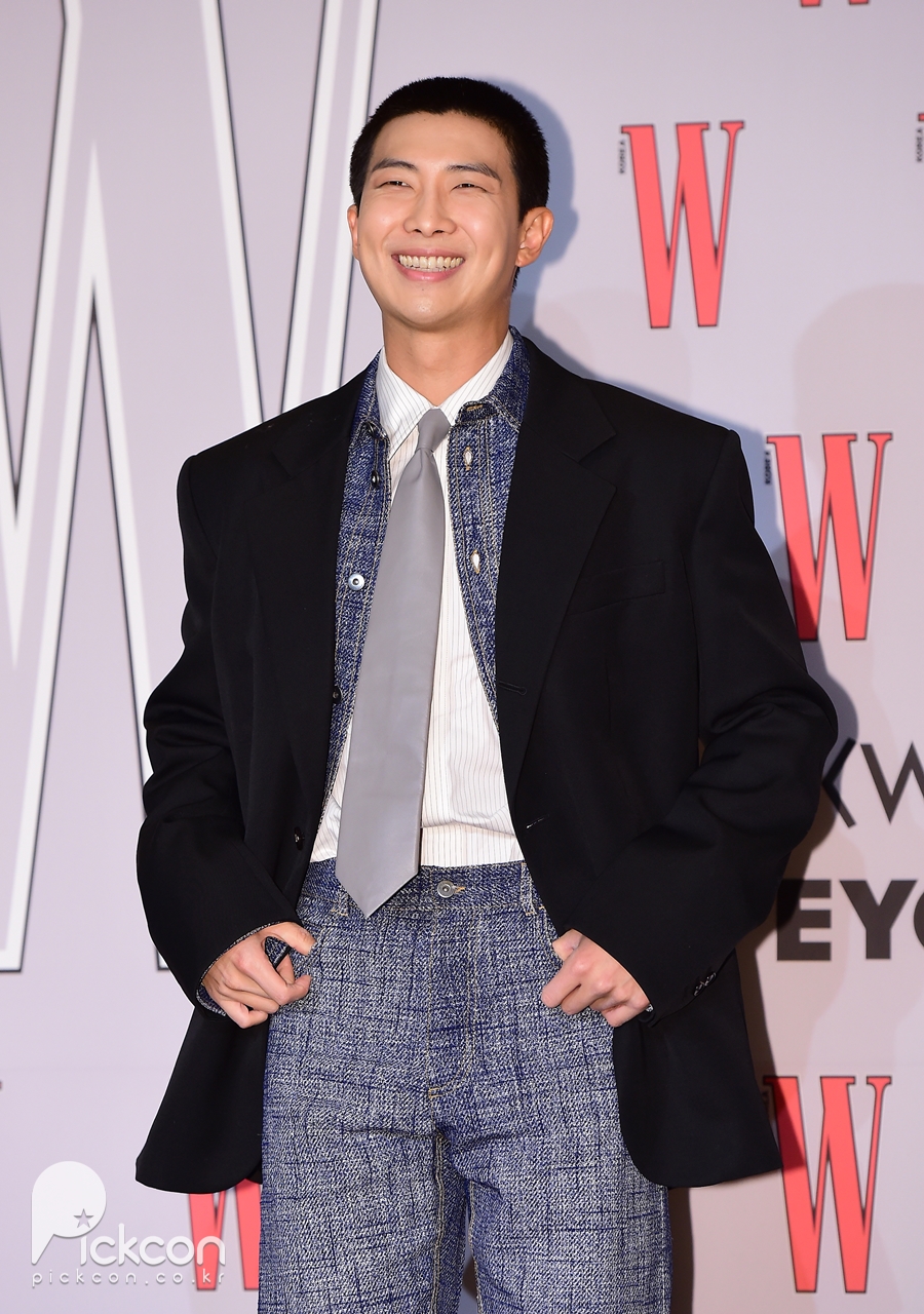 방탄소년단 RM, 생일 맞아 총 2억 기부…