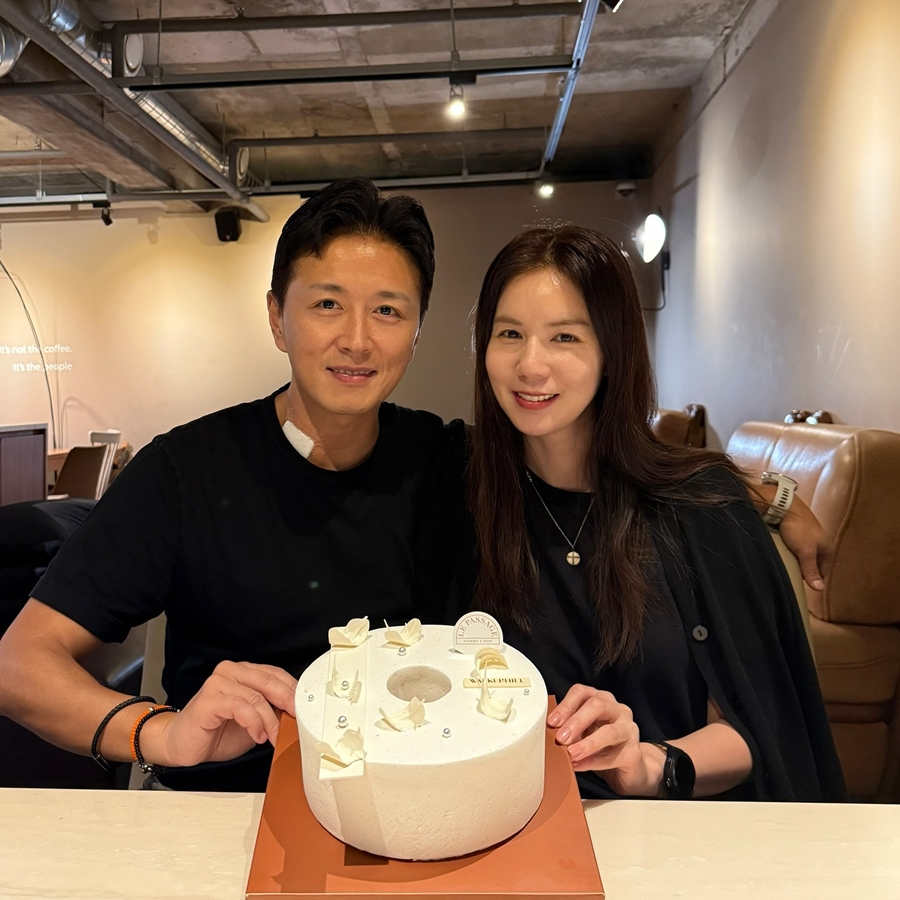 진태현, '갑상선암 수술' 후 3개월 만에 방송 복귀…♥박시은과 '옥문아' 출격