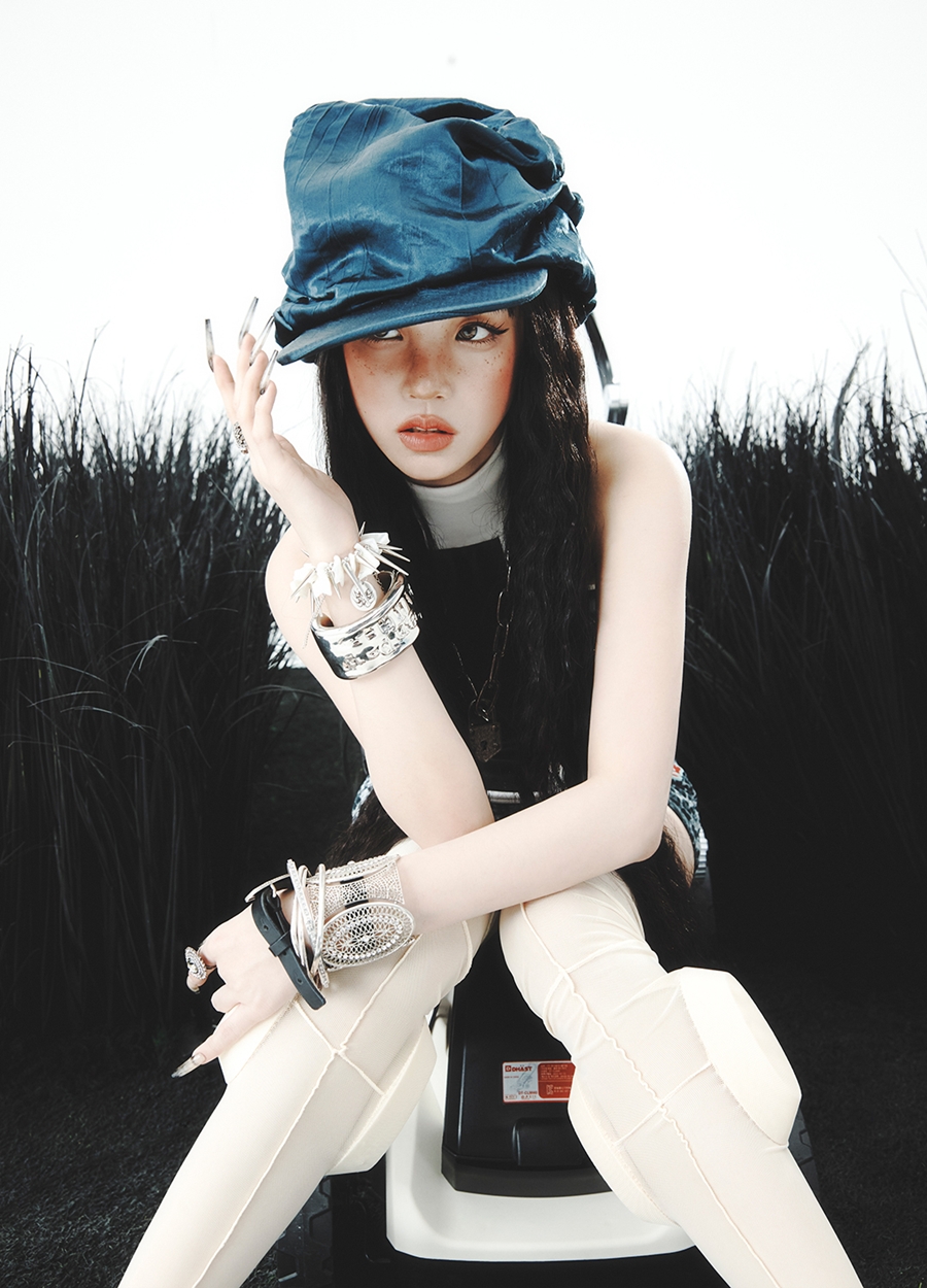 ̵ , ַ Ĺ " յΰ ҵ鲲  ְ ; ۾" (Ϲϴ)