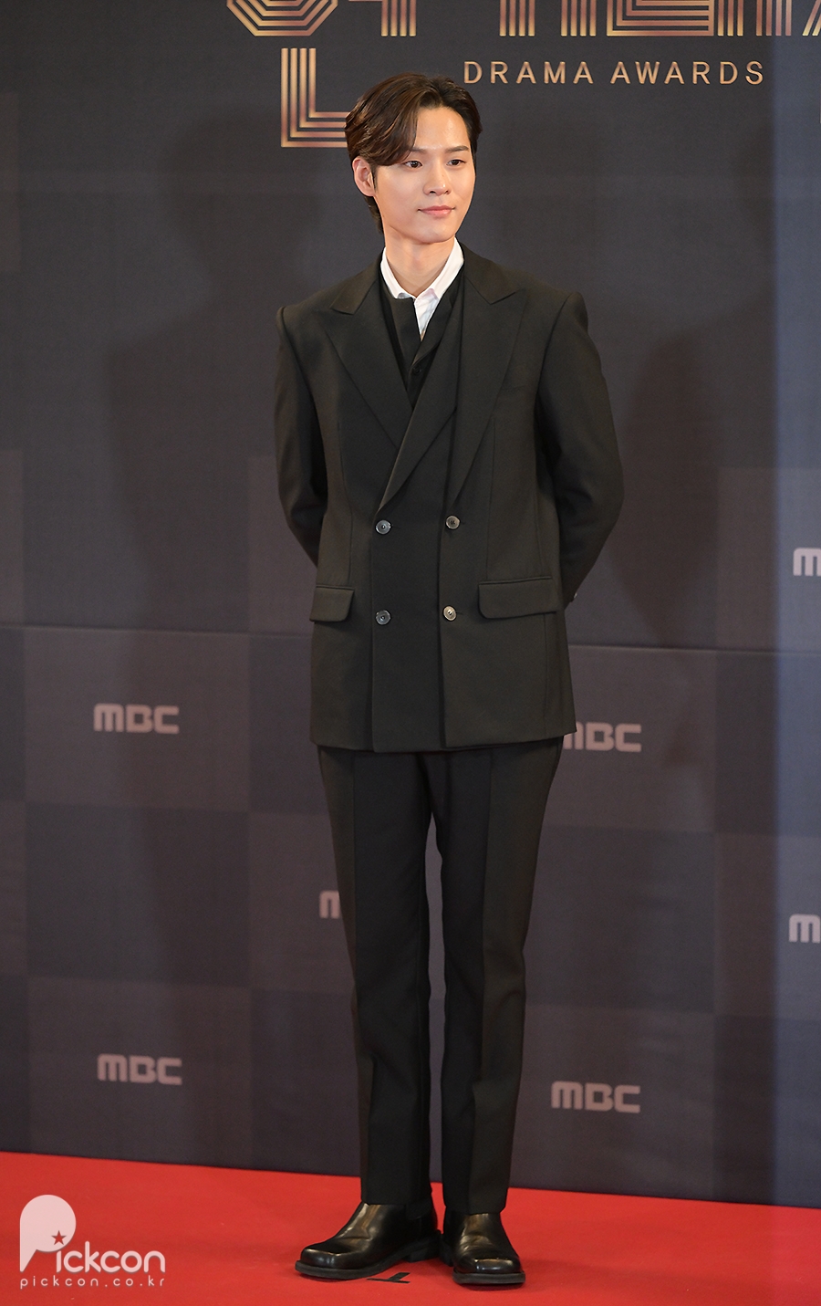 , + ? " ൿ ġ  " [PICK]