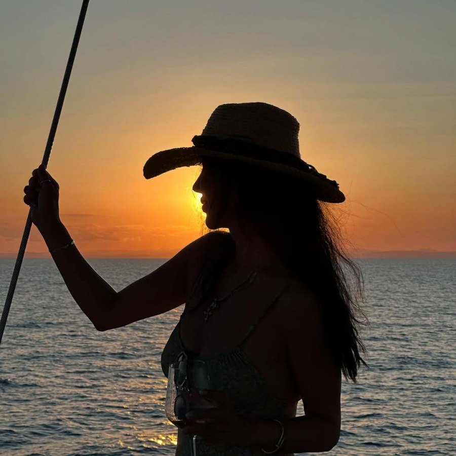 ȭ,  ֹٵŻ Ȳ  "Ƹ" ź