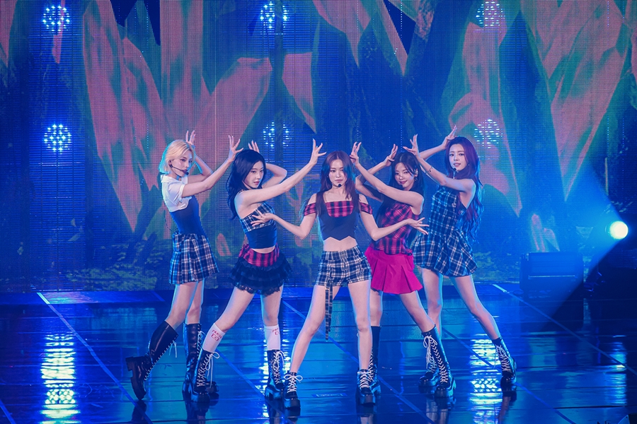  ITZY,   JYP  üᡦҹ 忡 ¦ 