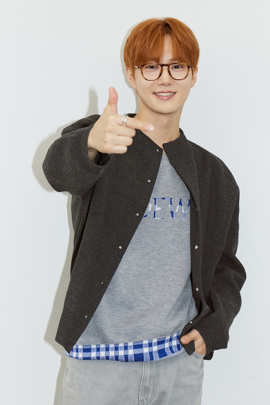  ȣ "  ° ٹ'Who Are You'  ںν" (Ϲϴ)