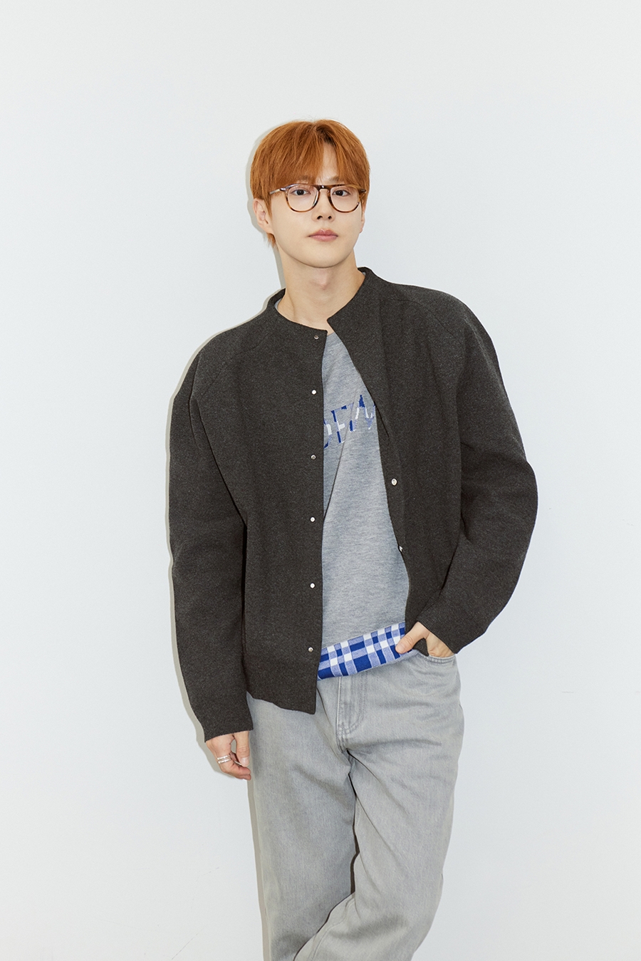  ȣ "  ° ٹ'Who Are You'  ںν" (Ϲϴ)