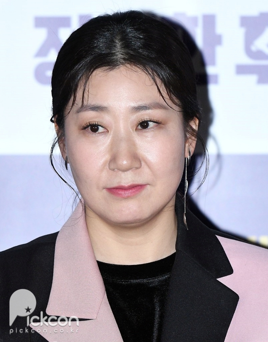 라미란, 지난 1일 모친상…