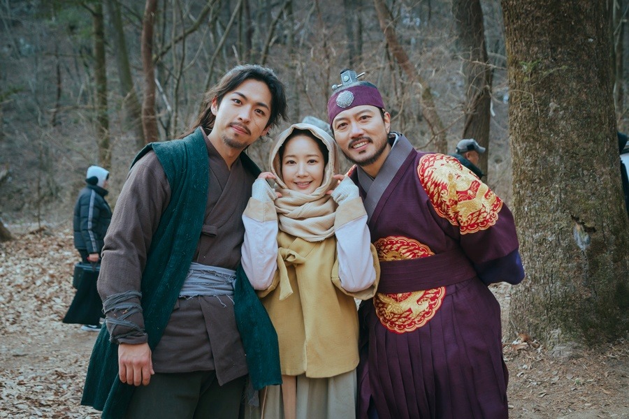 ڹο, İ ݹ߿  ¡Ǵ KR ε  