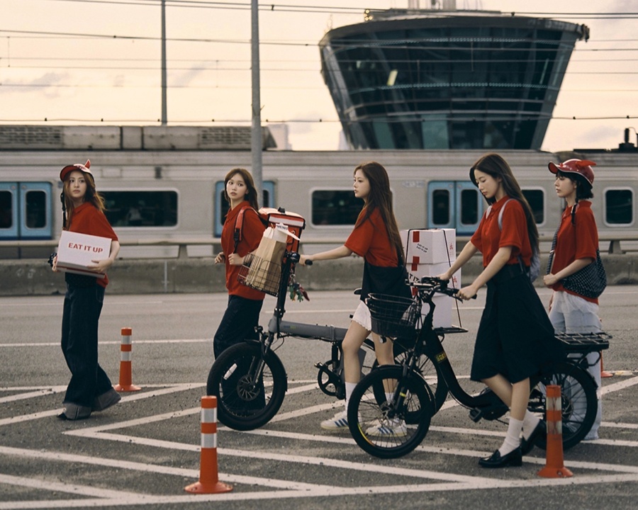 ˹  ? 'İƼ' ޿   ٹ ܼƮ 