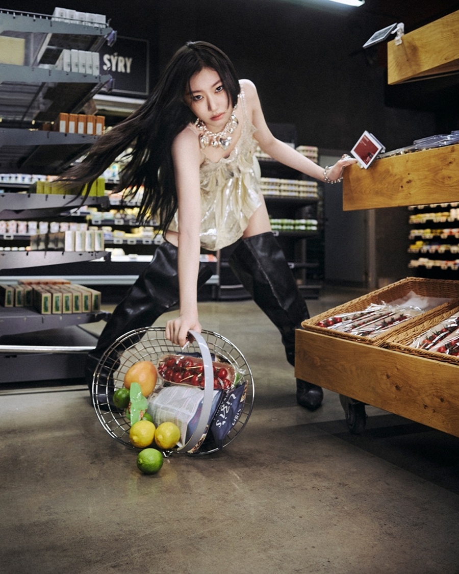 '11 10 Ĺ' ITZY, ̳   ٹ Ƽ ù 