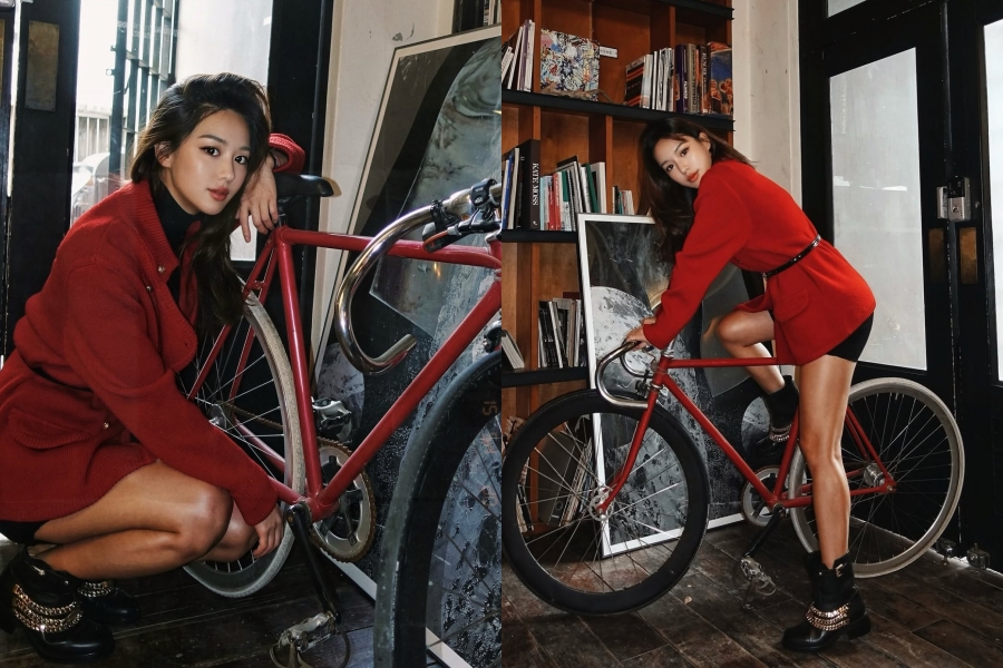 김희정, 하의실종룩 입고 자전거 타는 아찔함…꿀벅지 여신 일상