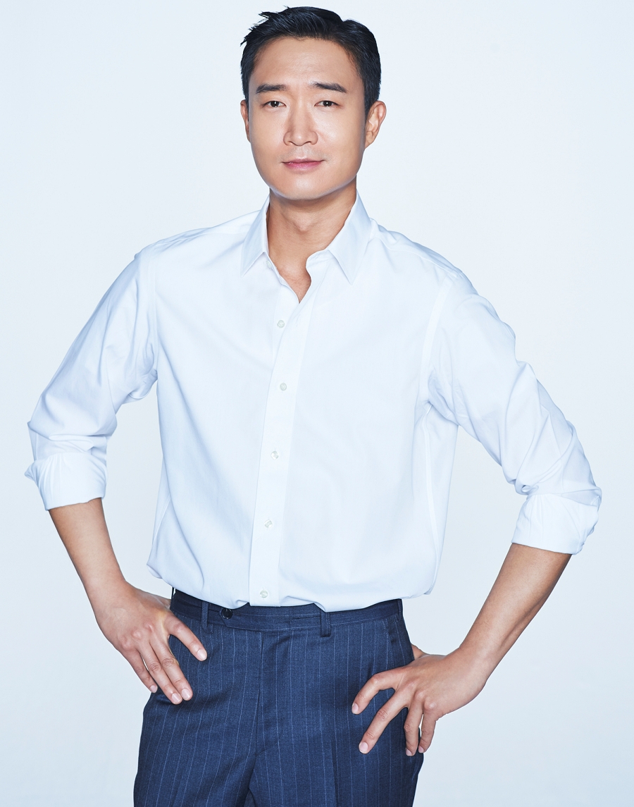 조우진, 에이스팩토리와 전속계약…이종석·이준혁과 한솥밥