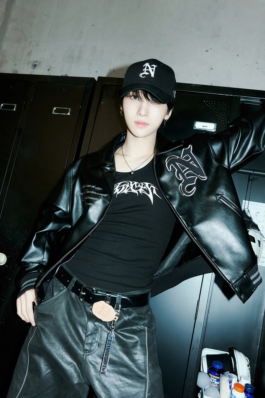 ,  Ȩ׶ ١'Play Ball' ù ܼƮ  