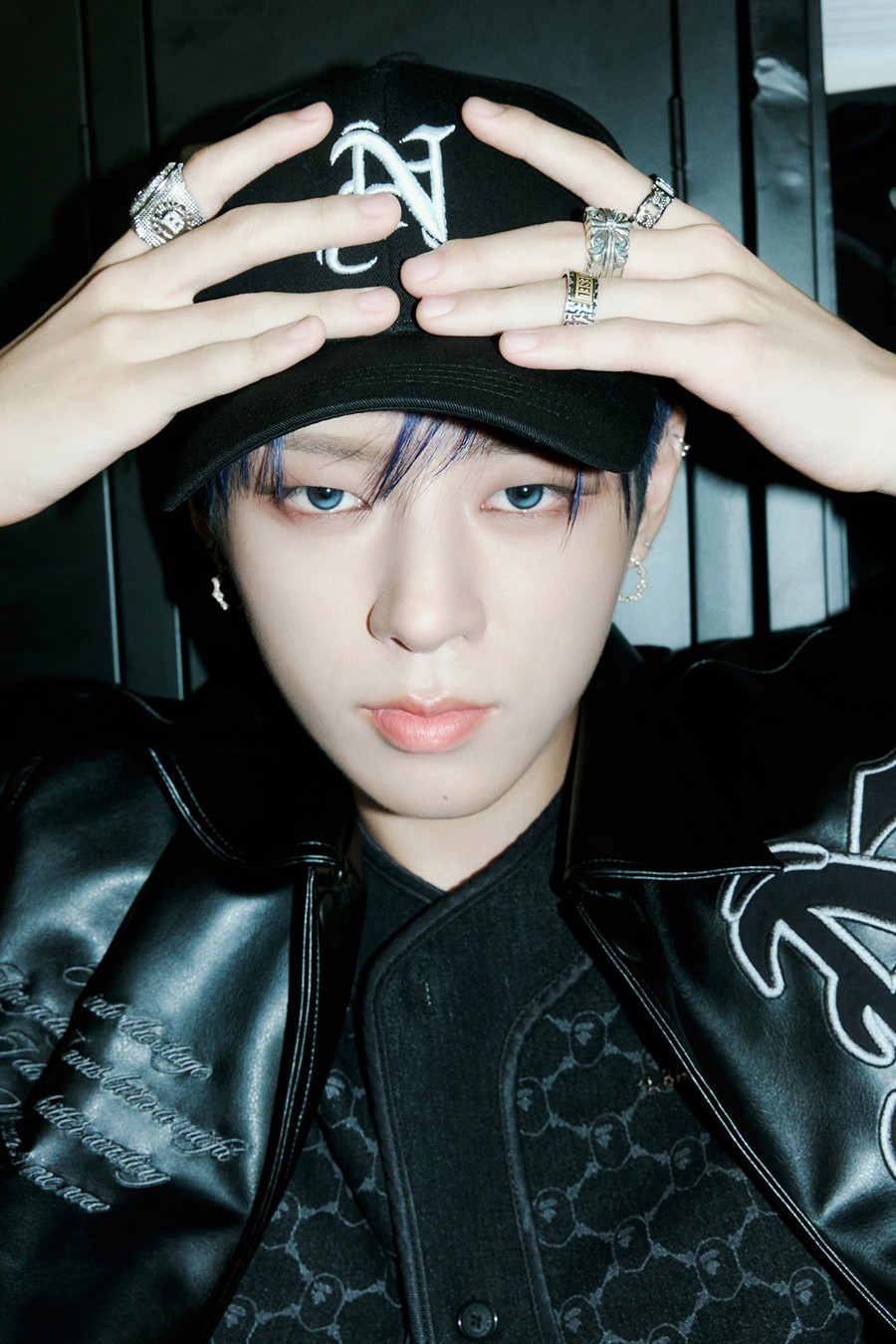 ,  Ȩ׶ ١'Play Ball' ù ܼƮ  