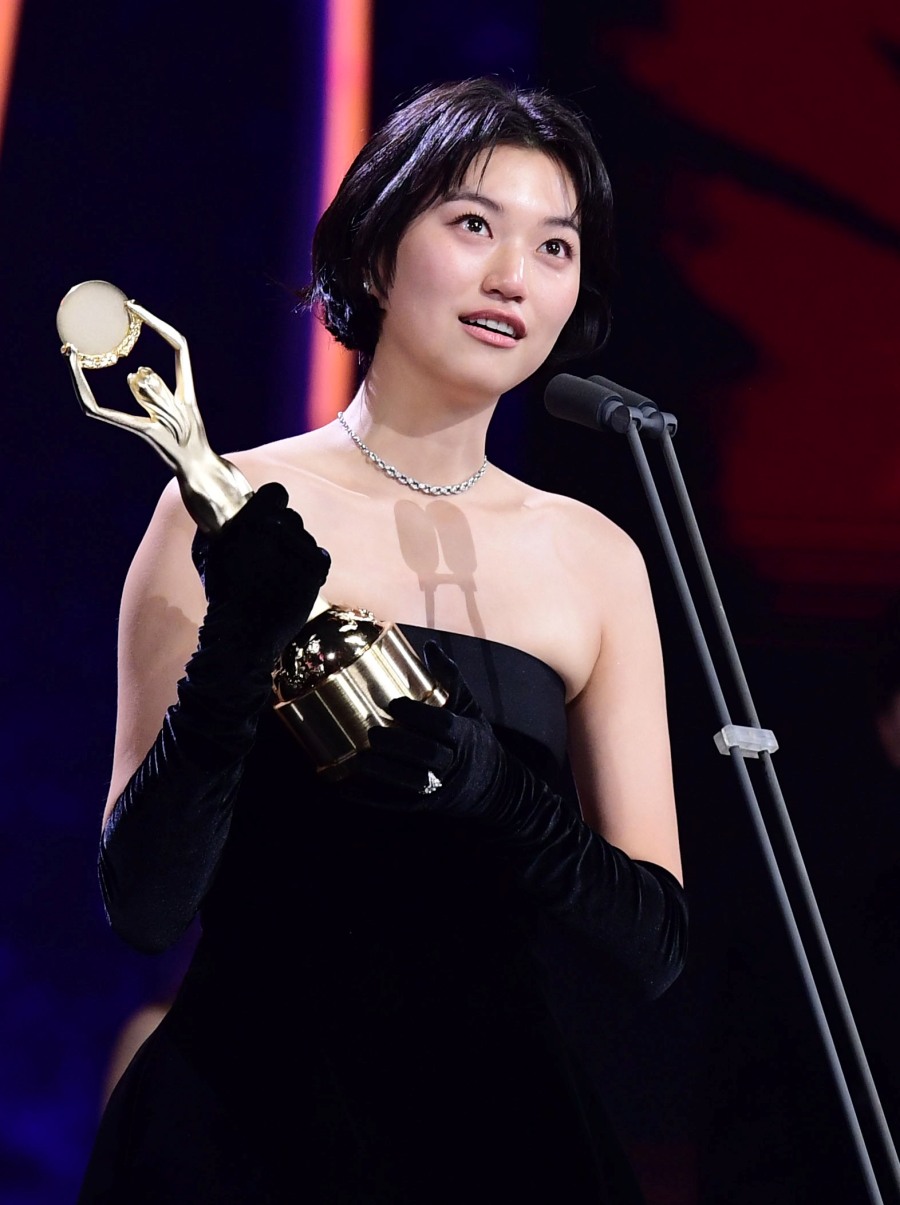 [] "Ŷ Բ ޾  ⻵"󢾼տ κ ֿ'û'  ڵ