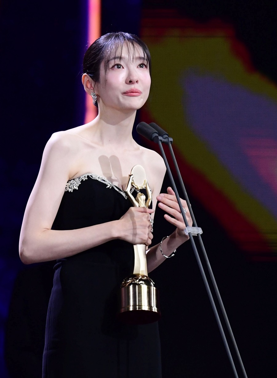 [] "Ŷ Բ ޾  ⻵"󢾼տ κ ֿ'û'  ڵ