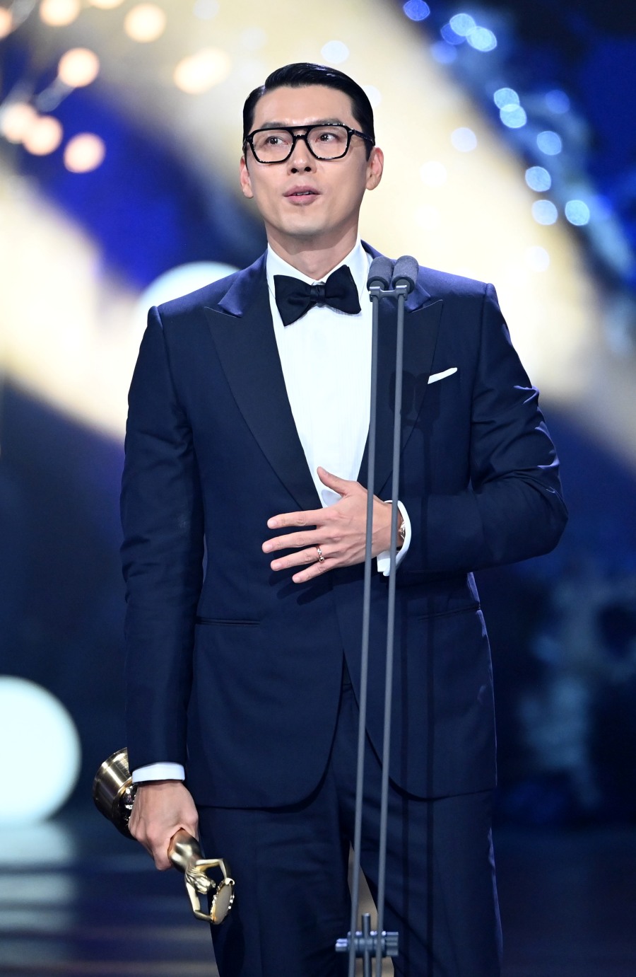 [] "Ŷ Բ ޾  ⻵"󢾼տ κ ֿ'û'  ڵ