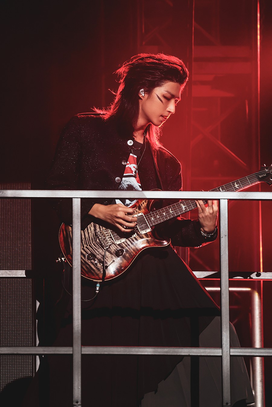 ,  ħǥ "ε    ּ ϰڴ"