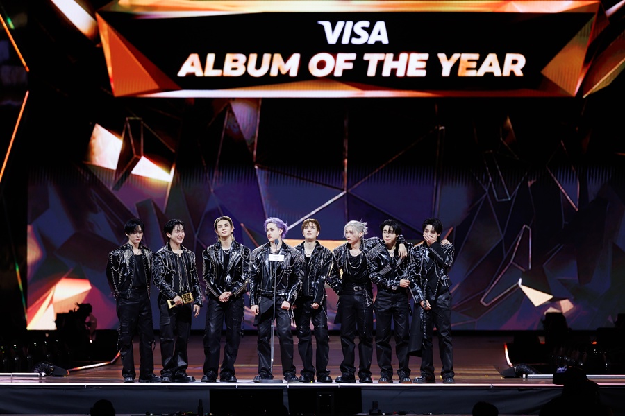 지드래곤·스트레이 키즈, '2025 마마 어워즈' 대상…'케데헌' 활약도 빛났다