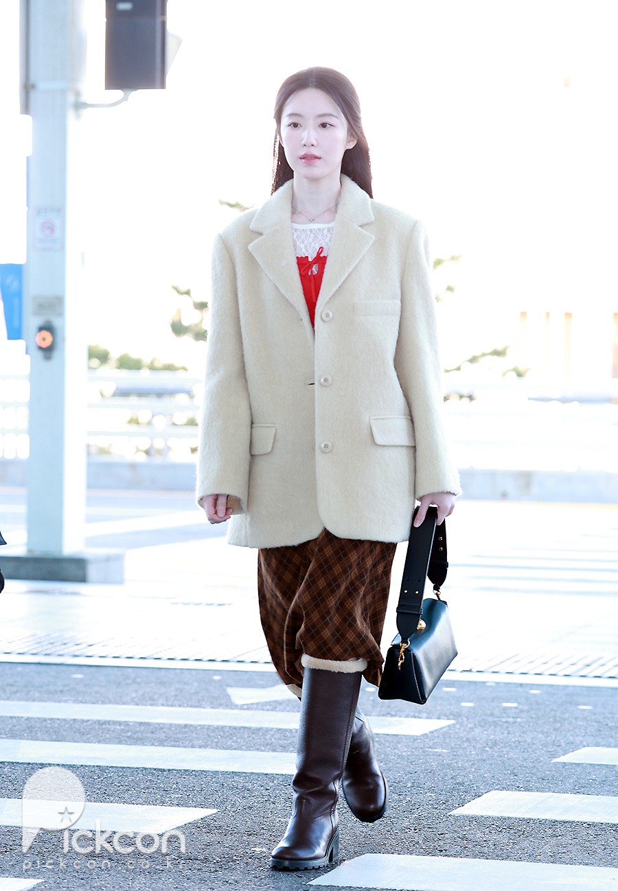 아이들 슈화, 클래식과 청순의 콜라보 (포토)