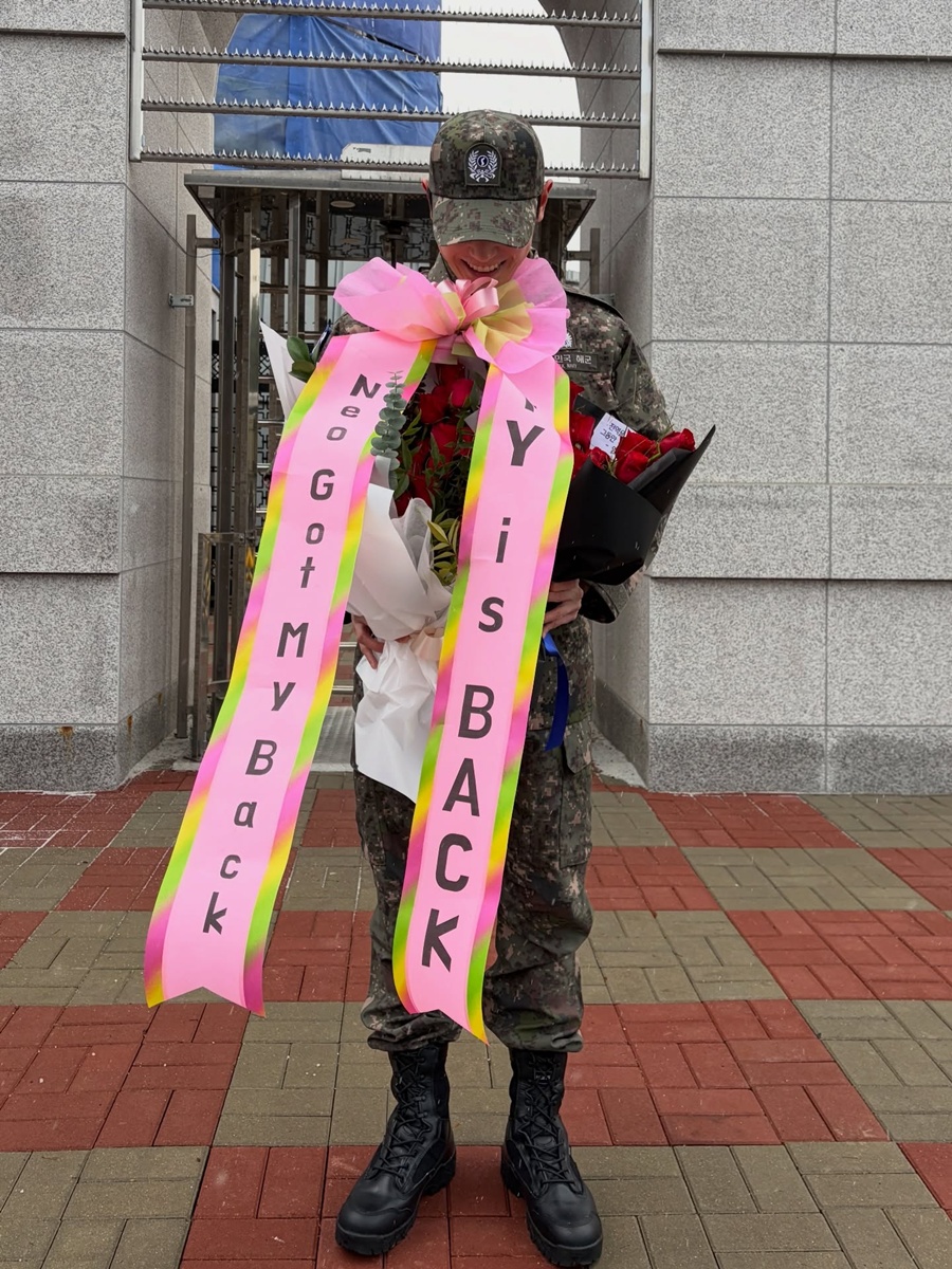 "���� ���� �ΰ��� �¿��̳׿�"��NCT ù '���ʵ�' ���Դ�