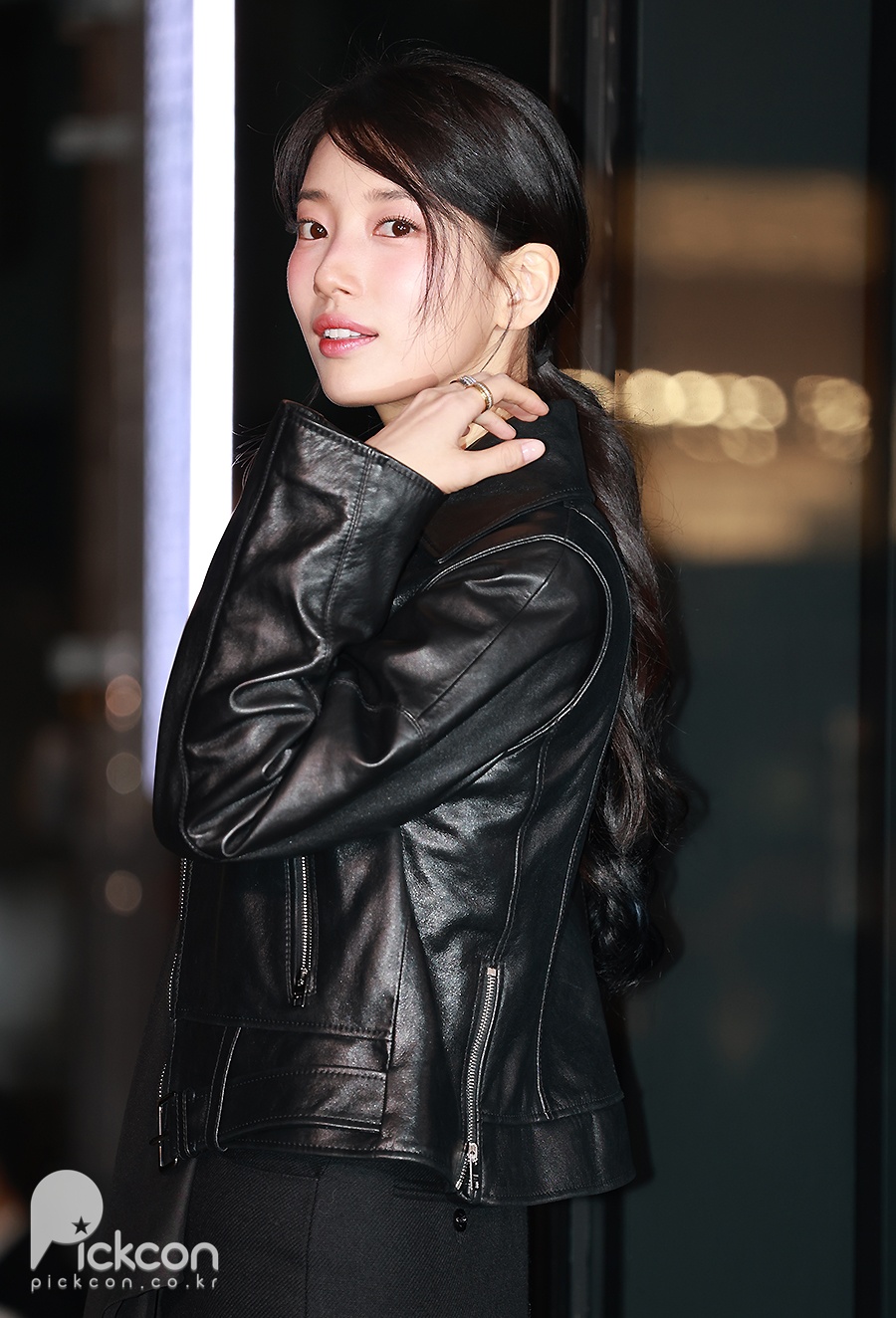 셀린느 포토월 / 사진: 픽콘DB