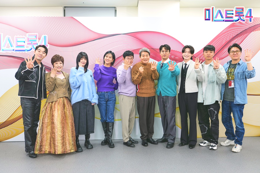 TOP5 ü��������� ������ ���ܡ�'�̽�Ʈ��4', �� ġ������ Ʈ�� ���� [����PICK]