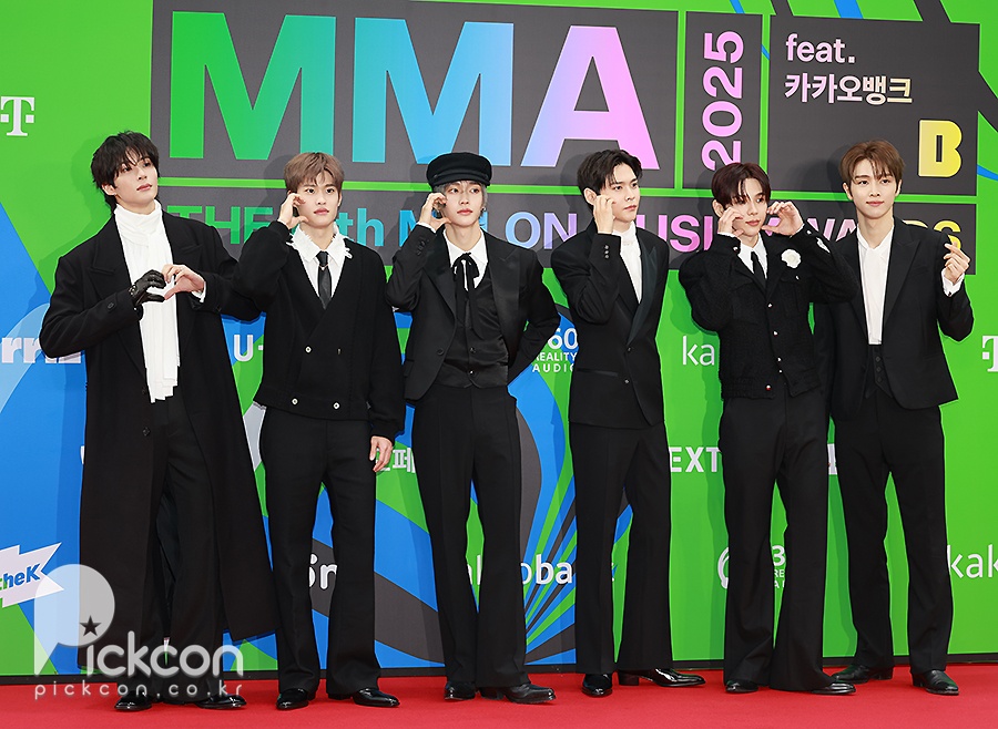 멜론뮤직어워드 레드카펫 / 사진: 픽콘DB