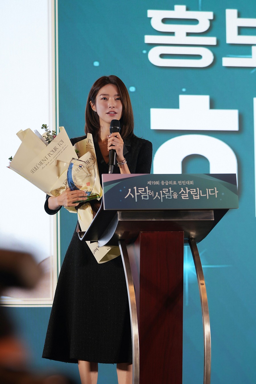 '�����ܻ���' Ȱ���� �Ͽ�, ���Ǻ����� �����Ƿ� ȫ����� ���˵ƴ�