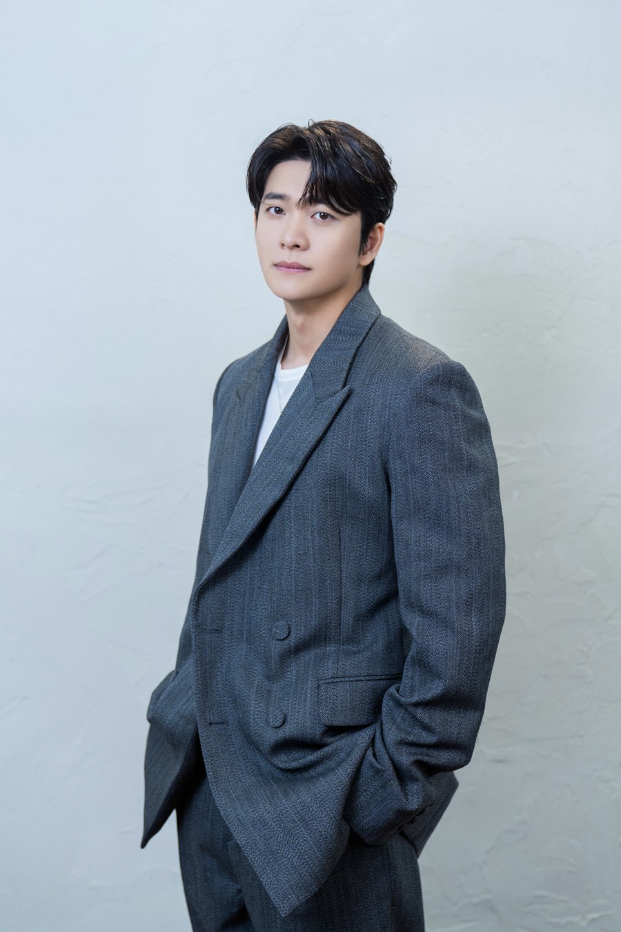 '�̰���' ���¿� "�輼���� '����Ʈ Ŀ�û�' ���? ���ɸ����� ����" [���ͺ�]