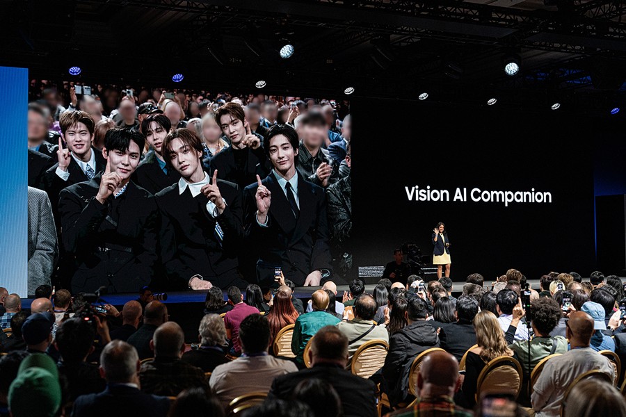 ������, ڸ �󽺺��̰Ž� �������Ｚ���� '�� �۽�Ʈ��' ��� ����