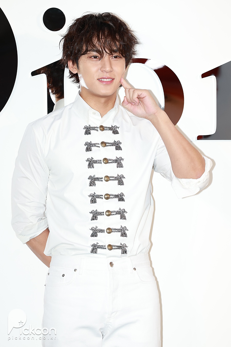 디올 포토월 / 사진: 픽콘DB
