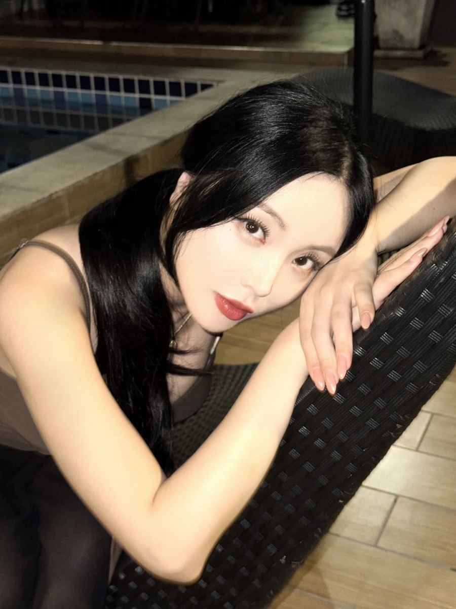 ȫ����, �̷��� �۷��ӷ����߳���"�޹㿡 �ٰ��� ������ �԰�" ����