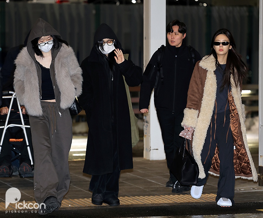 있지, 이른 아침부터 멋쁨 뿜뿜하고 있지 (포토)