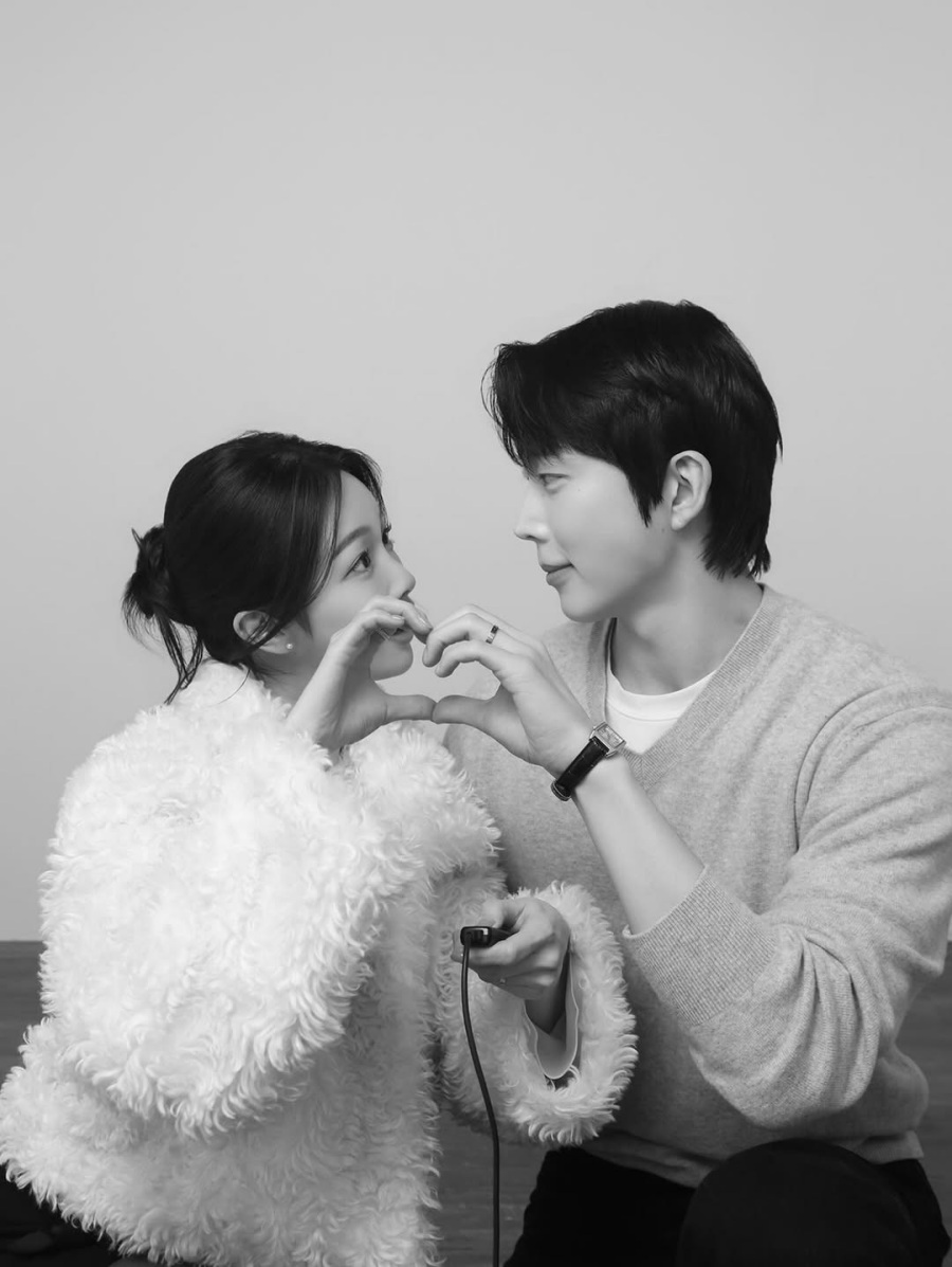 'ȯ��4' ������, '��������'�� ��ȸ �� �Բ� ���� �޴��� ���ϡ������� "����� �����̾�?"