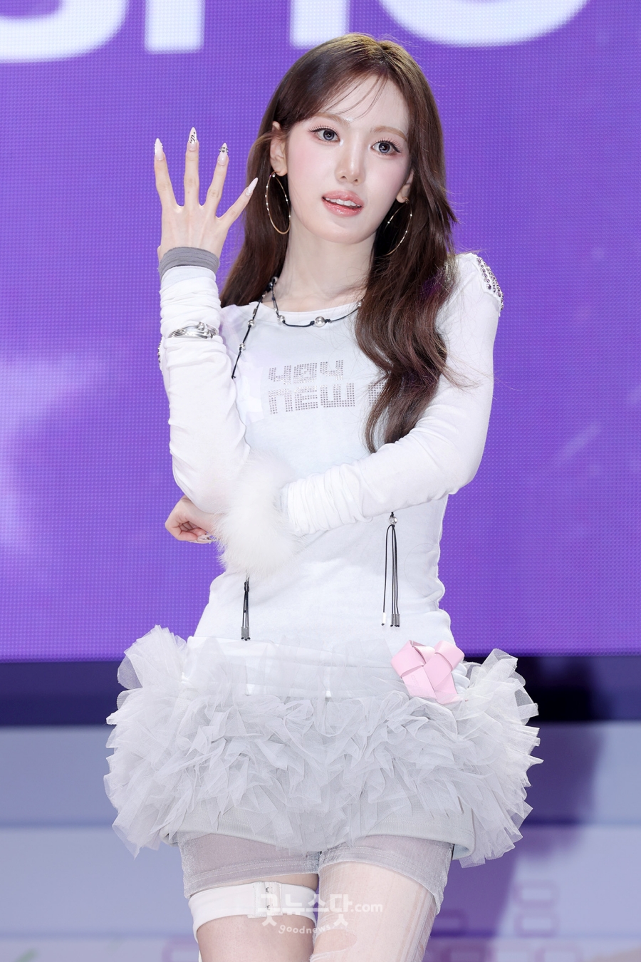 ����: �´������� ����