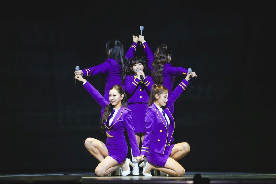 �� ����, '�̽�Ʈ��4' �޵鸮 �� �̼� �� ��ǳ ���� "���� �� �ȵǰ� ���ݾƿ�"