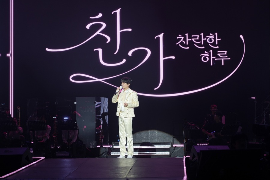 ������, 203�� ���� ���� ���� �ð����λ� �ܼ�Ʈ ����