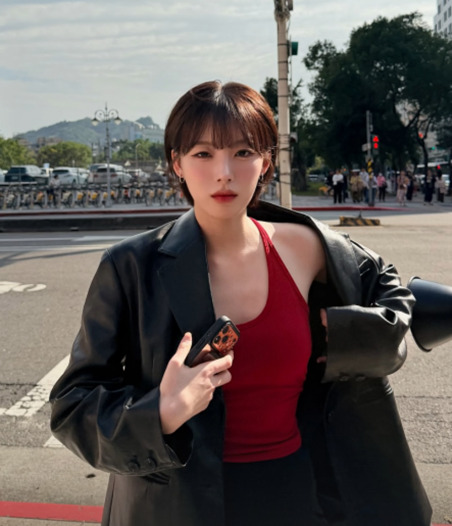 하지원 치어리더, 어깨 노출하며 도발적 눈빛…나날이 더해지는 테토美