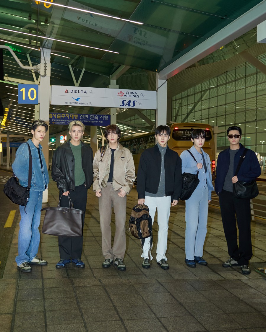 엔하이픈, 시크 미니멀 공항 패션…프라다 행사 참석 차 출국 (포토)