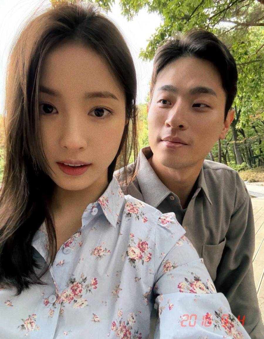 박정민♥신세경, 커플사진 공개…최수영도 
