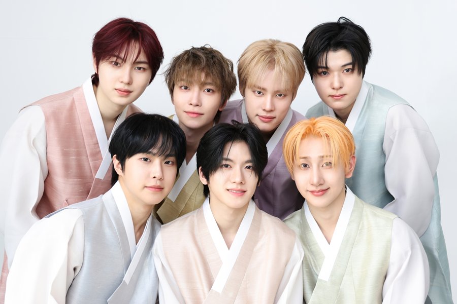 ����Ʈ, �Ѻ� �԰� ���ϴ� �� �λ� "���ش� �� ������ �޷����ڴ�"