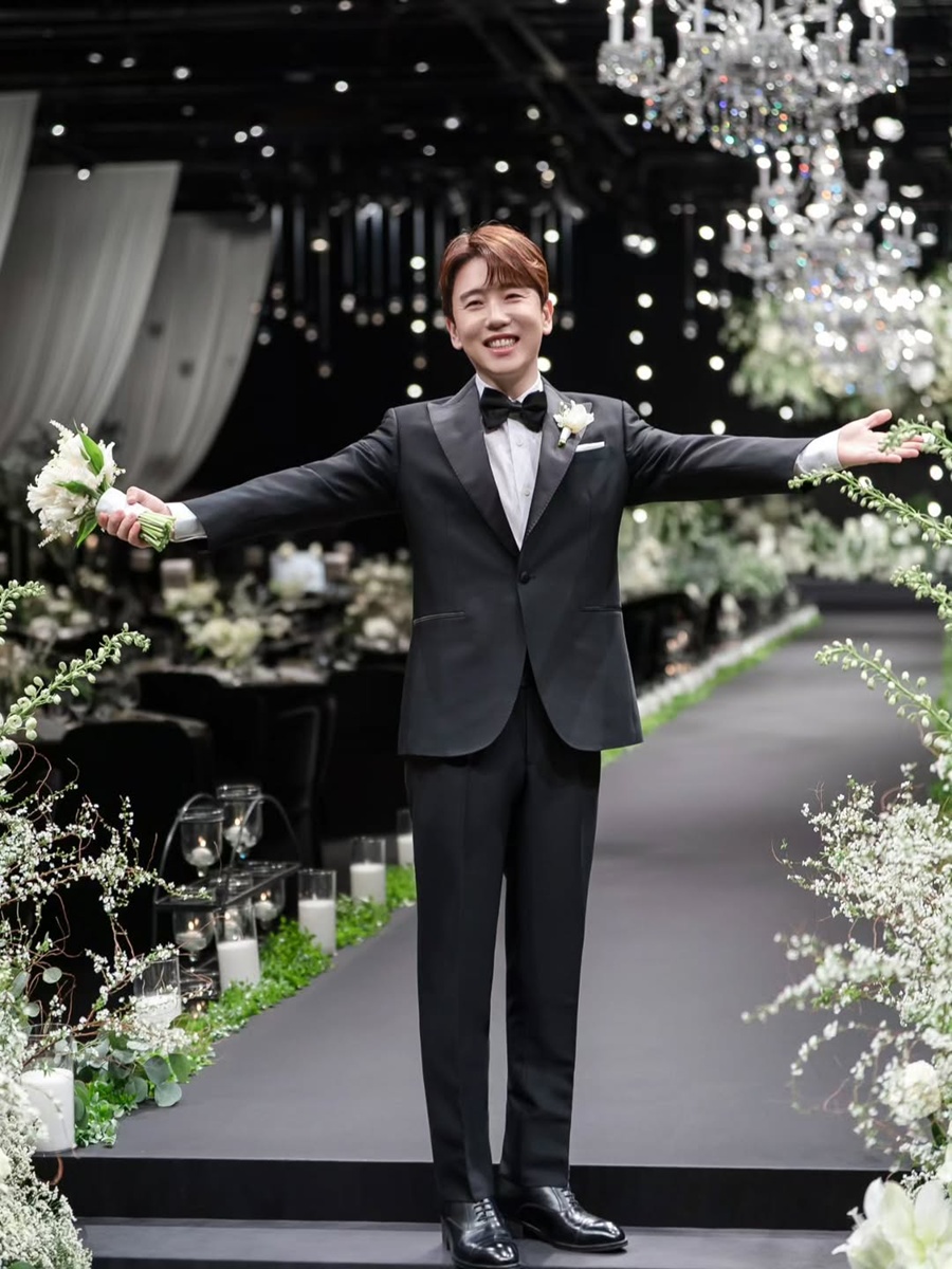 ��â��, '���Ѱ� ������' ������ ���� ��ȥ�� ��� �������󱼿� �̼� ���� 