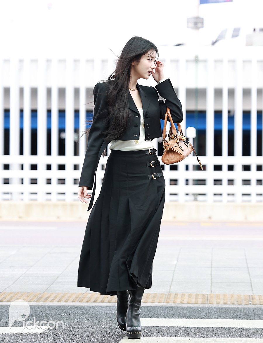 �̾߿� �ȳ�, �ٶ����� �����ִ� '���� �̸�' (����)