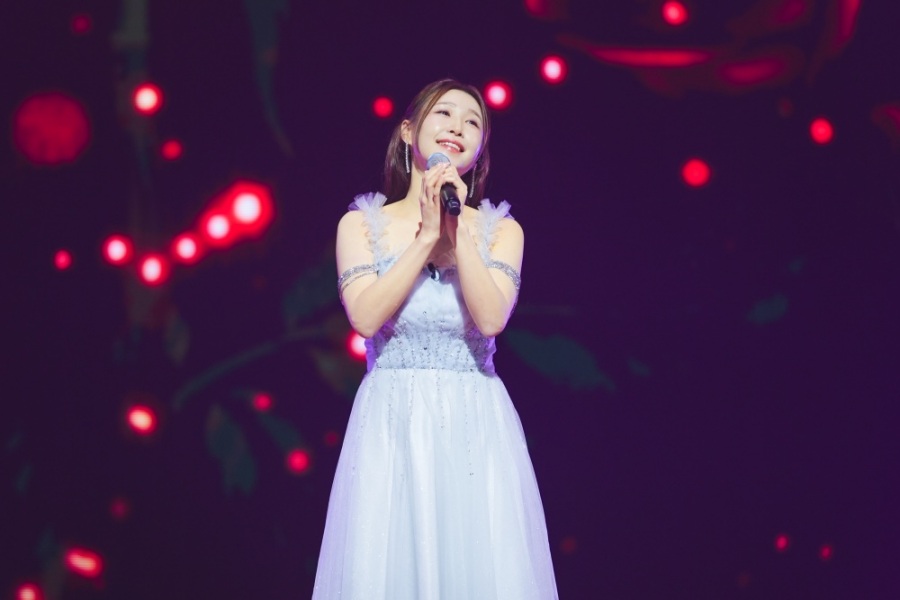 �����̡��̼ҳ���ȫ������'�̽�Ʈ��4' �����, ������ �� �����ڿ��� ���� ���