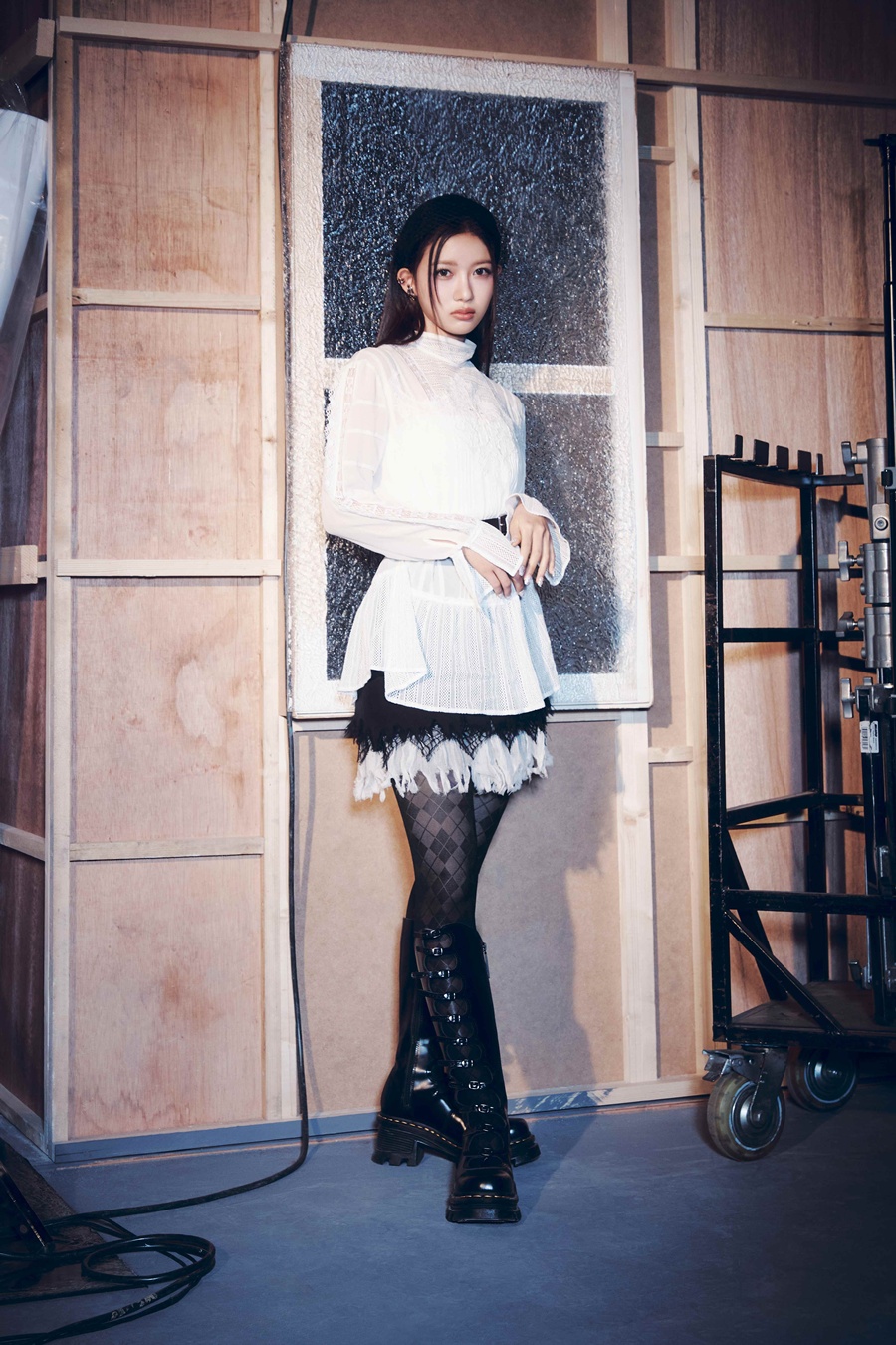 ���̺�ũ����, �ź�ο� �����⡦'AFTER CRY' ù ���־� ���� ����