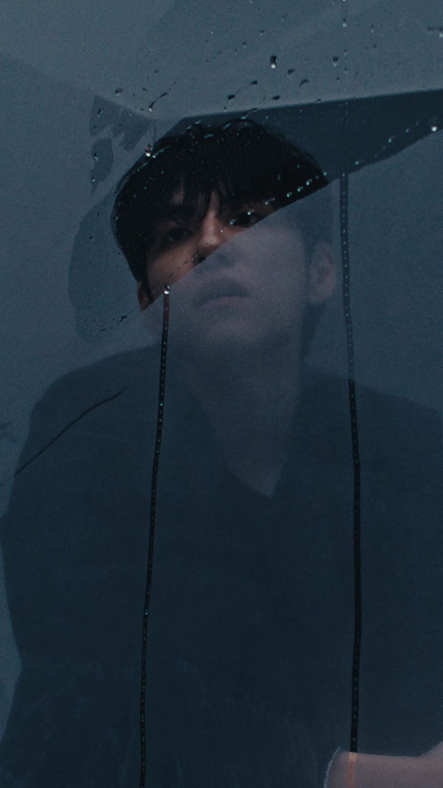 감성 싱어송라이터 온다…데이식스 원필, 4년 만의 솔로 컴백 예고