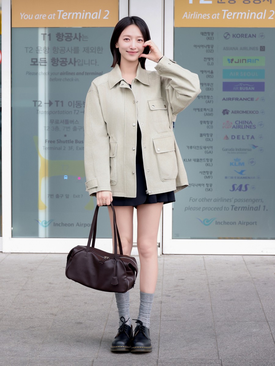 표예진, 오버핏 재킷 입고 여친미 폭발…러블리 하트 (포토)