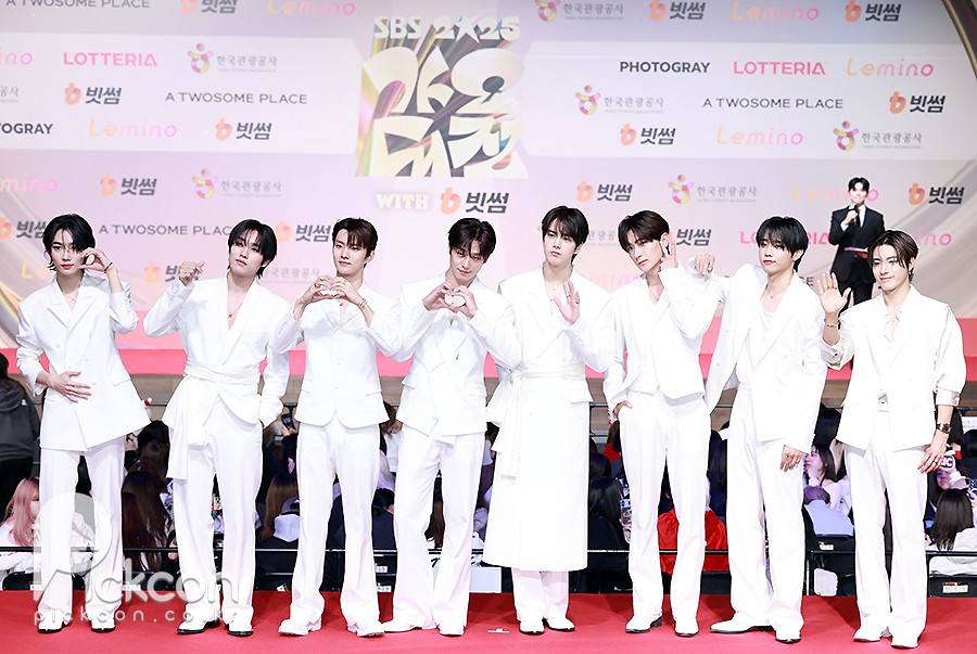 '뉴 제외' 더보이즈 측, 