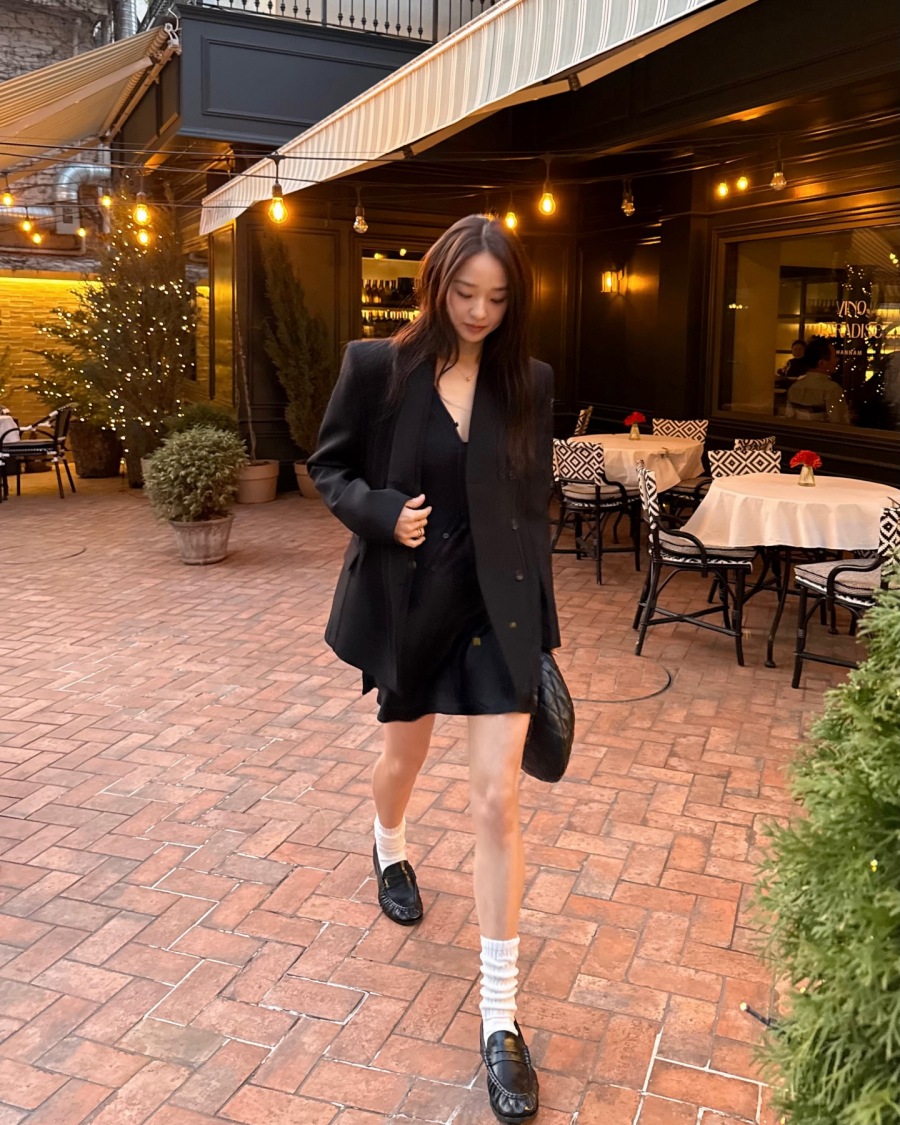 '72�� ʫ' �տ���, '9�� ����' ���� �տ��� �̷��� ���� ���¡�����ڸ�� ��¦