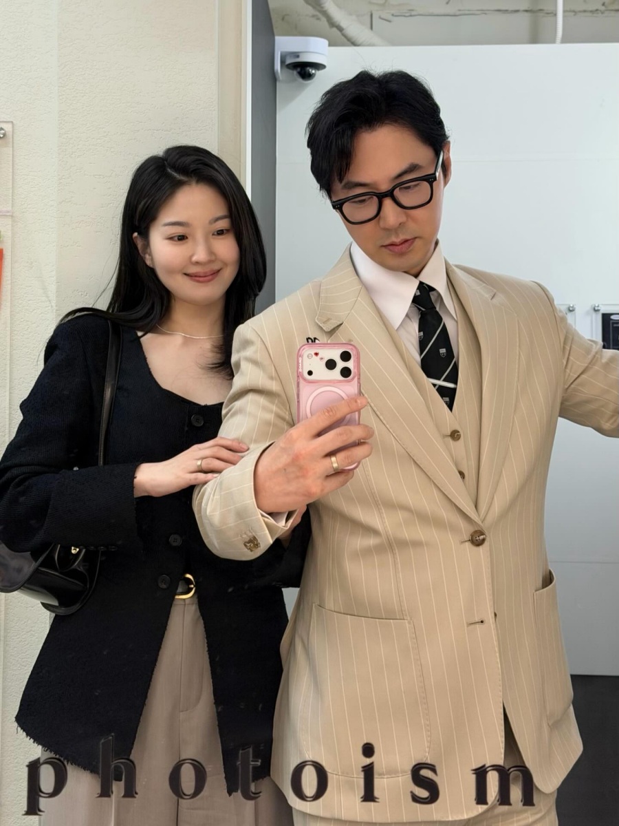 전진, 류이서 부부가 '이민우 결혼식'에 참석한 모습을 공개했다. / 사진 : 류이서 인스타그램